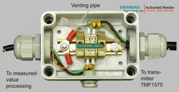 Hộp nối 7MF1575-8CC IP65 chống bụi nước - Kết nối bộ phát với van xả khí, chất liệu nhựa bền
